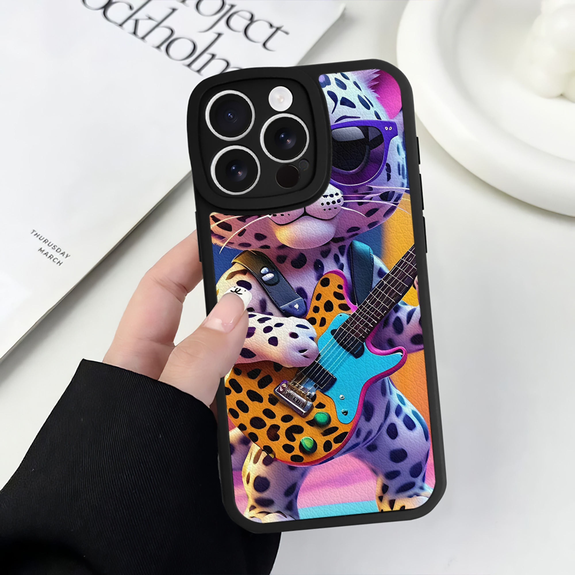 （画像用） ミッキーマウス Mickey Mouse 【iPhone 16シリーズ対応】シリコンスマホケース（レザー調） 材質：シリコン